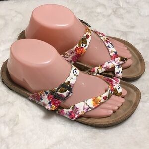 Madden Girl Sandals Size 8.5 SB-E